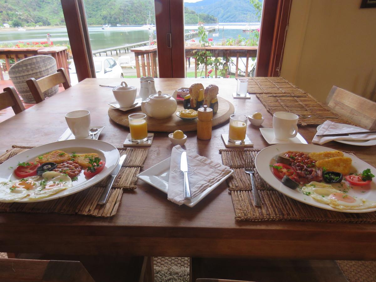 Waterfront Bed And Breakfast Picton Exteriör bild